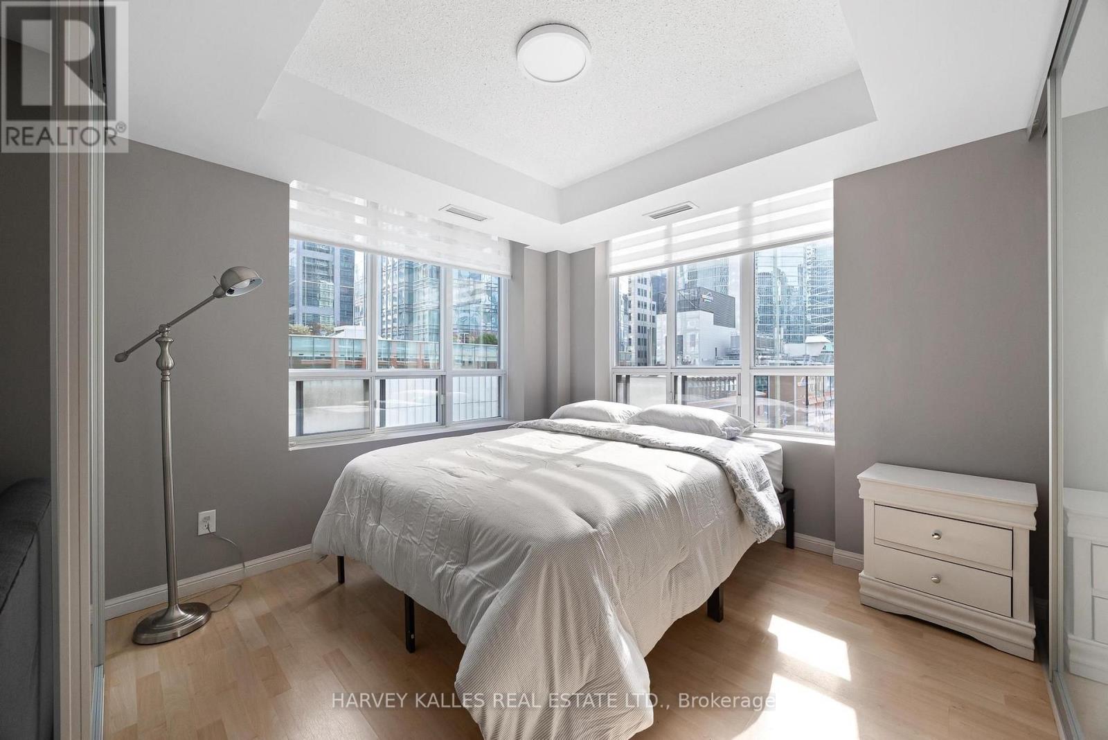 515- 140 Simcoe Street, Toronto, ON photo 20