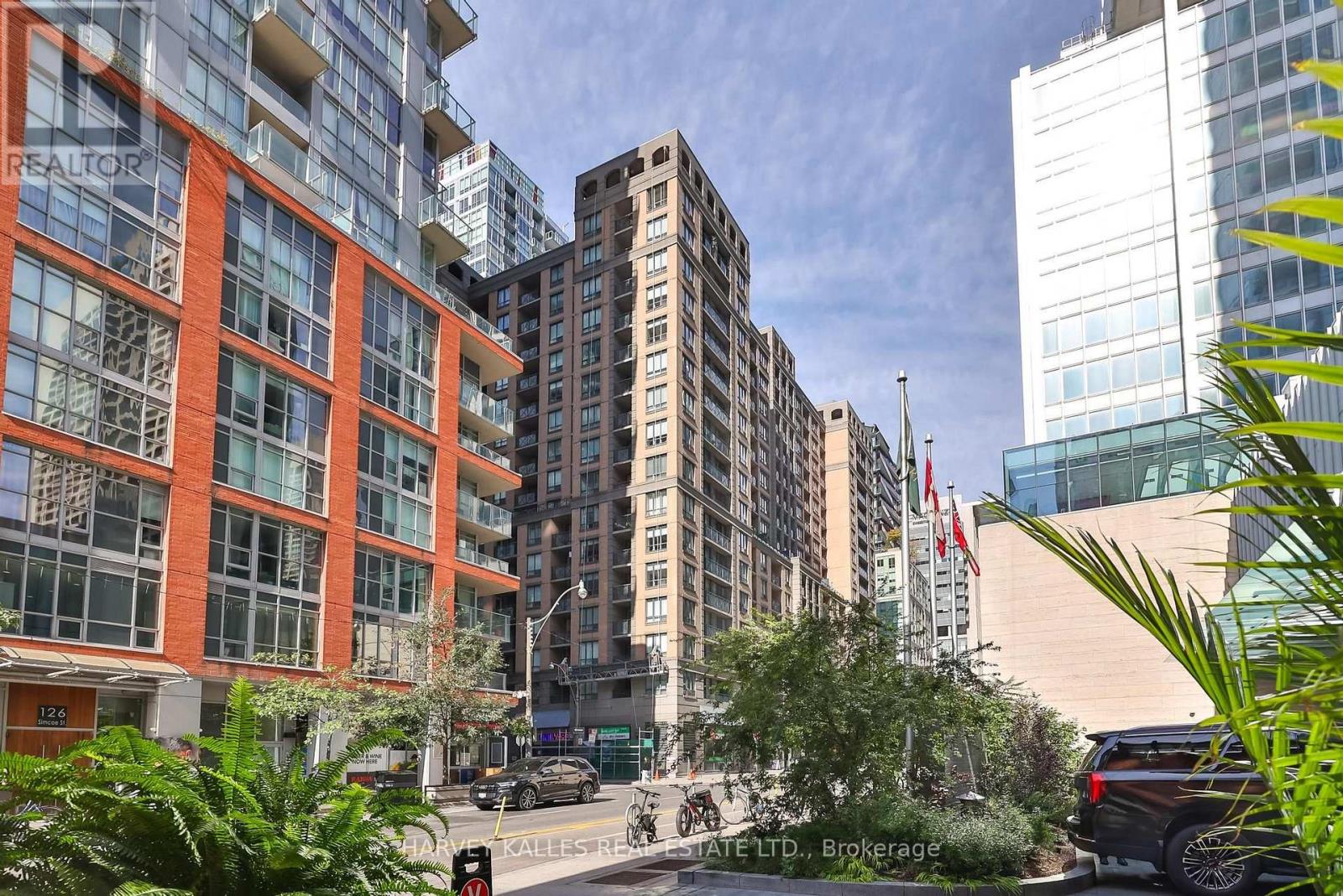 515- 140 Simcoe Street, Toronto, ON photo 45
