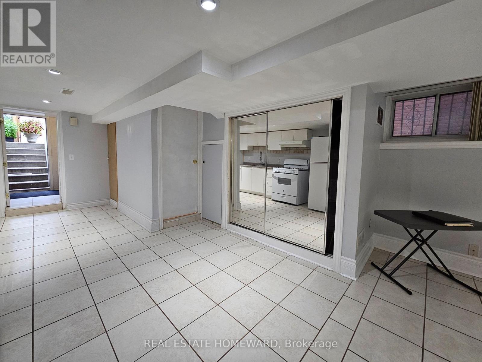 LOWER LEVEL - 19 KEYSTONE AVENUE, Toronto (East End-Danforth) — photo 10