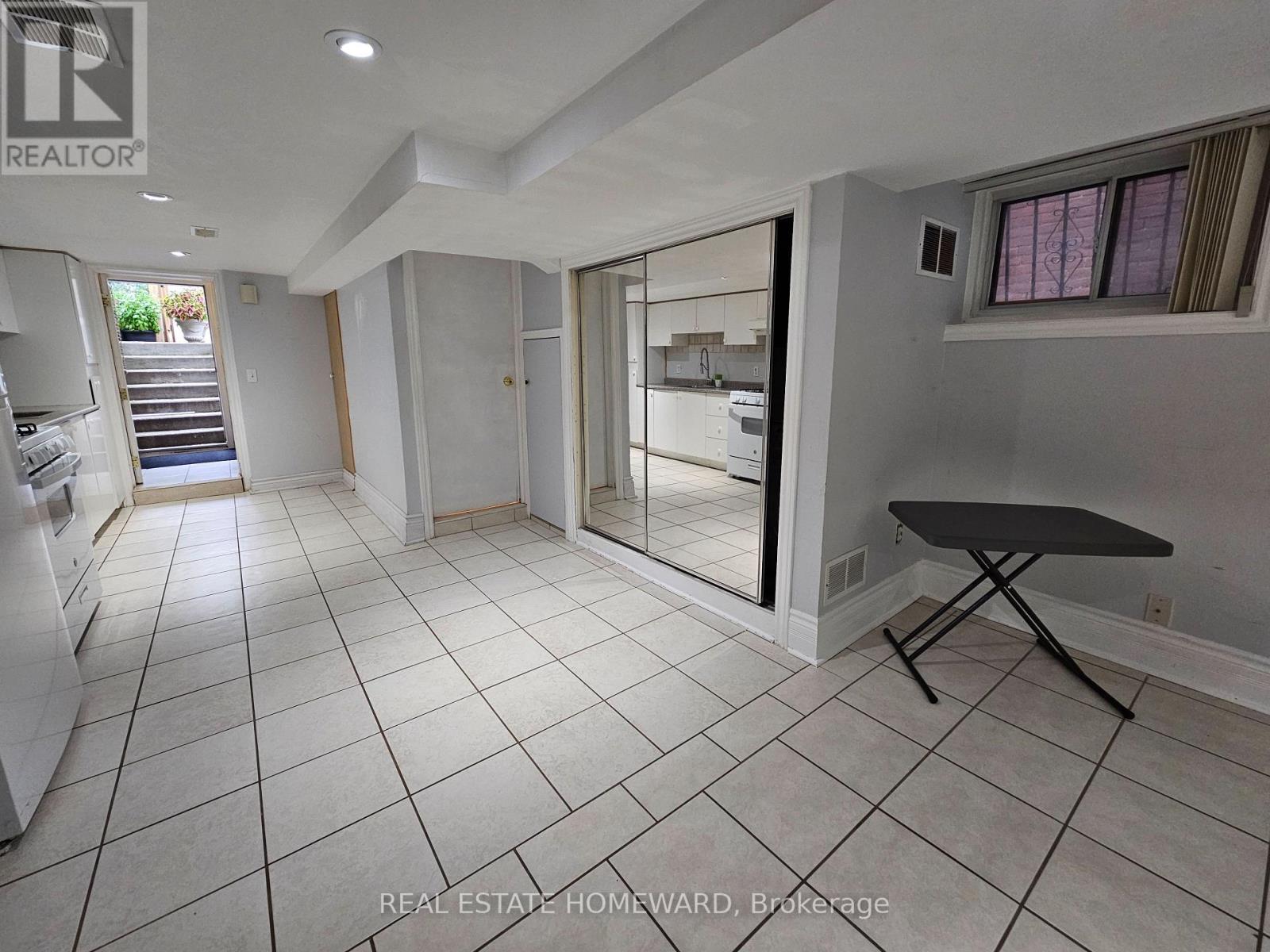LOWER LEVEL - 19 KEYSTONE AVENUE, Toronto (East End-Danforth) — photo 11
