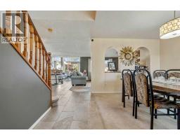 27 Fairmont Garden Road S - photo 2