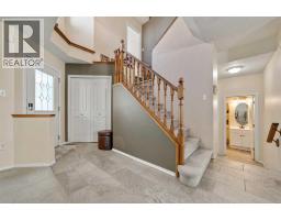 27 Fairmont Garden Road S - photo 3