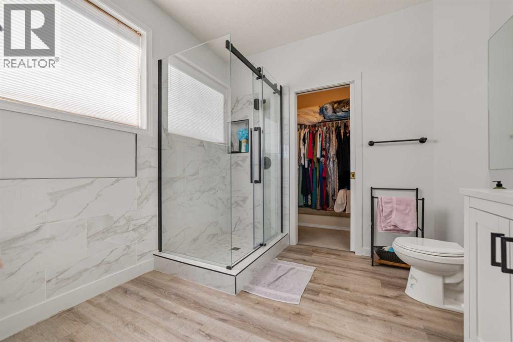 27 Fairmont Garden Road S - 17