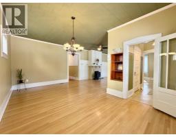 1407 4 Avenue S - photo 13