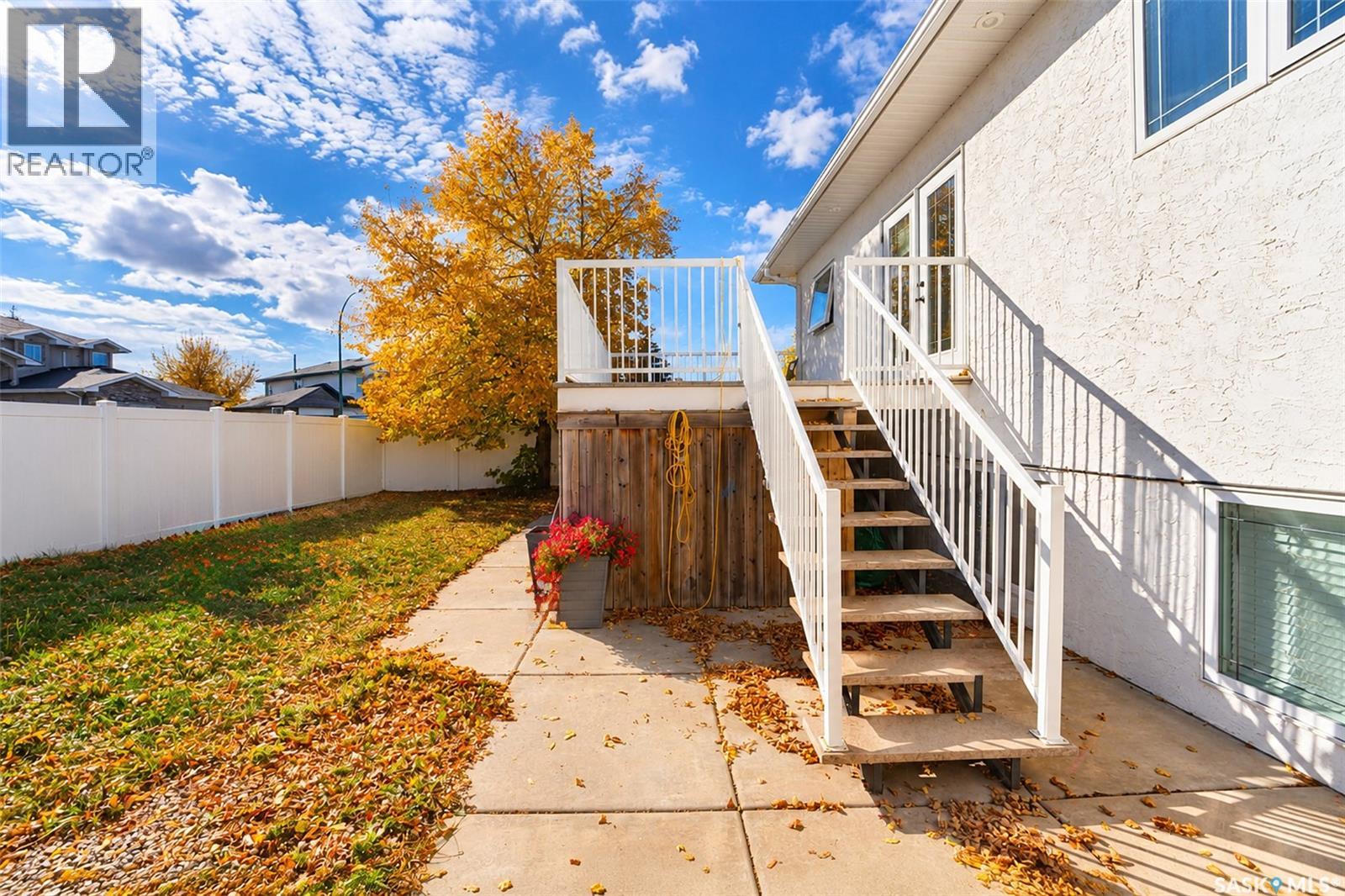 607 4th STREET W - 49