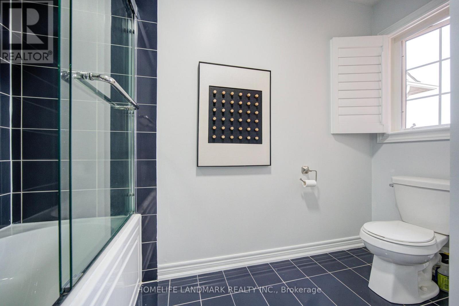 1238 Atkins Drive, Newmarket, ON photo 31