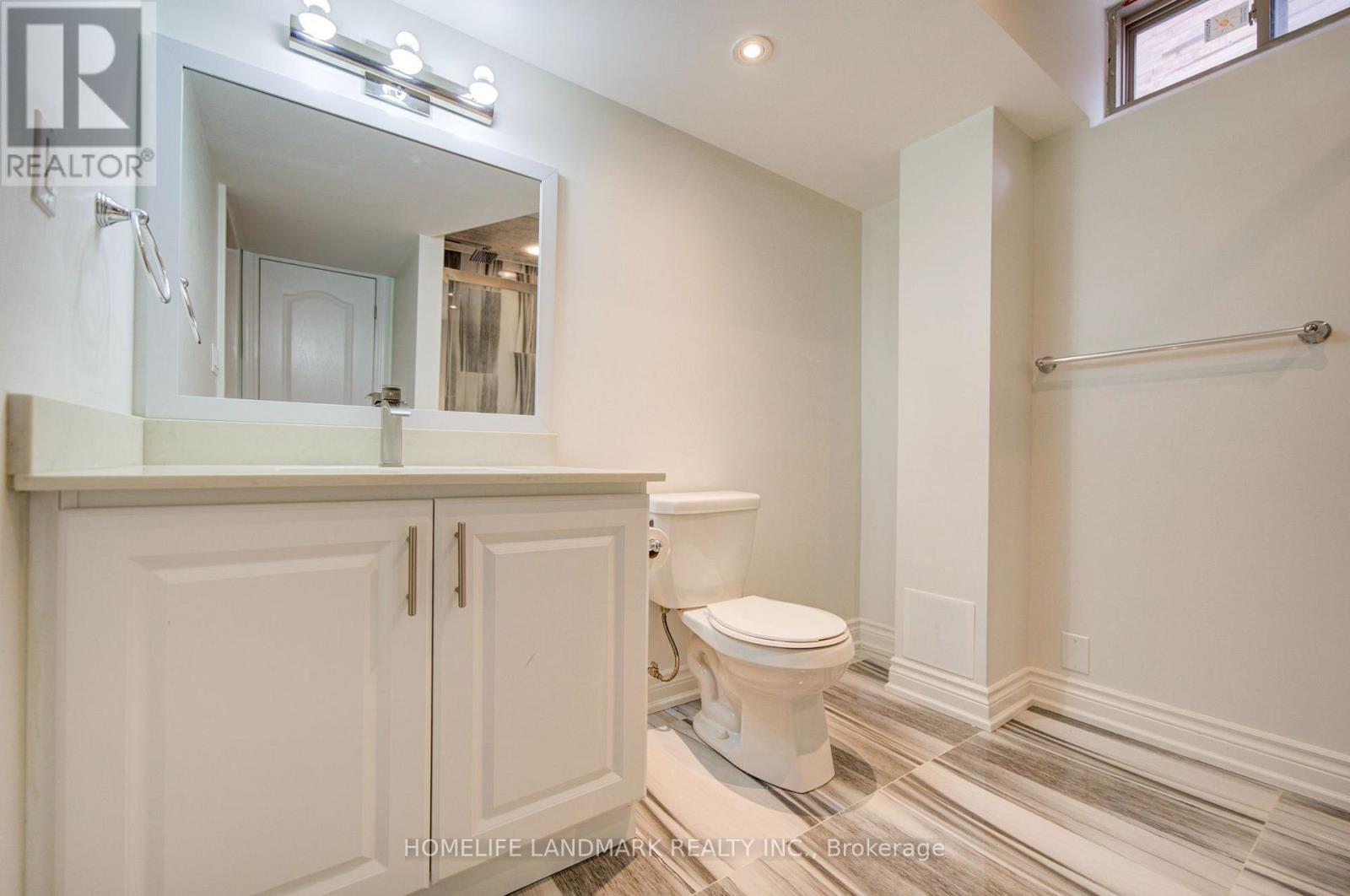 1238 Atkins Drive, Newmarket, ON photo 45