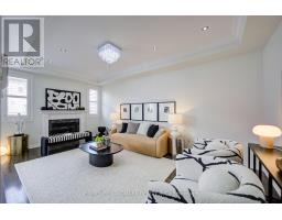 1238 Atkins Drive, Newmarket, ON L3X0B6 Photo 17