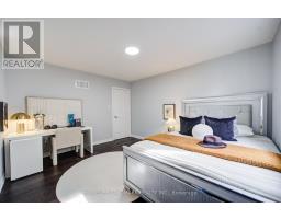 1238 Atkins Drive, Newmarket, ON L3X0B6 Photo 35