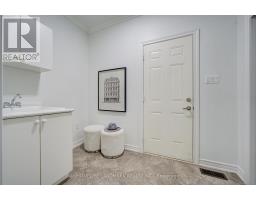 1238 Atkins Drive, Newmarket, ON L3X0B6 Photo 41