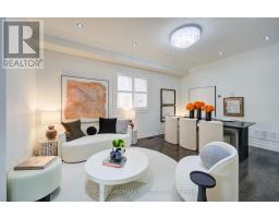 Family room - 1238 Atkins Drive, Newmarket, ON L3X0B6 Photo 8