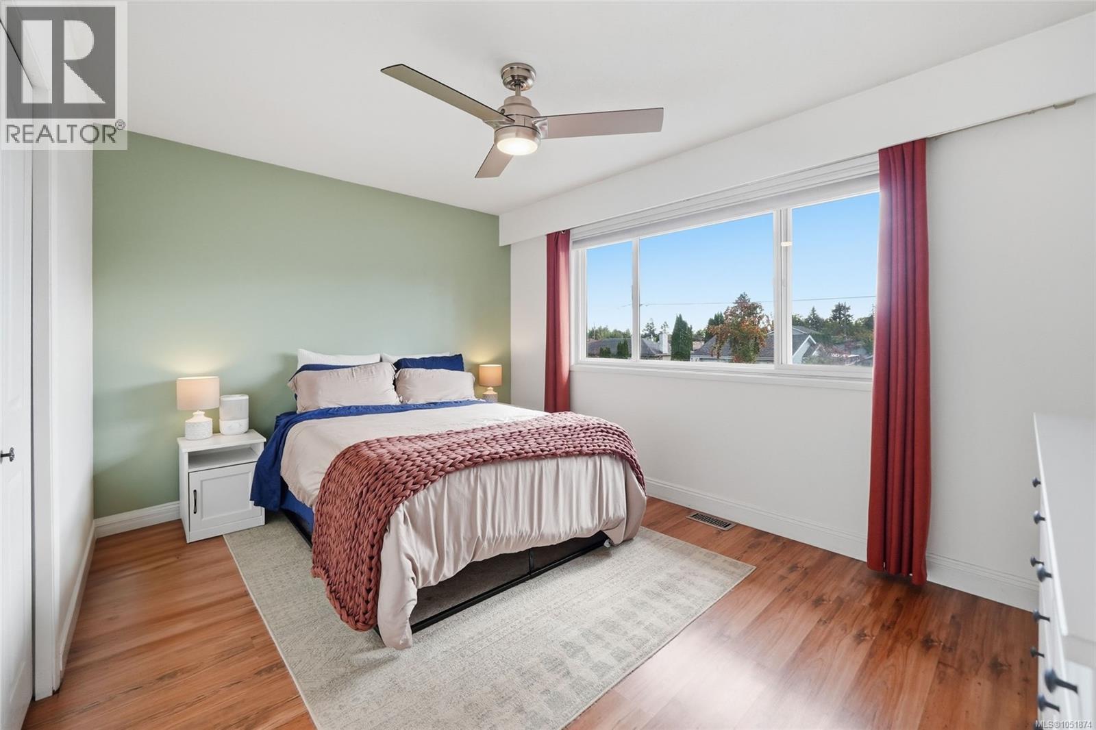 1088 Nelson St - Image 14