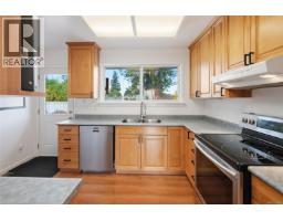 Living room - 1088 Nelson St, Nanaimo, BC V9S2K2 Photo 12