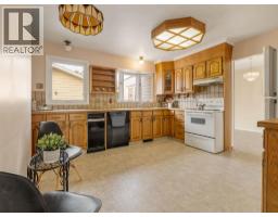 1206 27th Street N, Lethbridge, AB T1H3X9 Photo 13