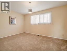1206 27th Street N, Lethbridge, AB T1H3X9 Photo 21