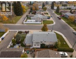 1206 27th Street N, Lethbridge, AB T1H3X9 Photo 46