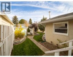 1206 27th Street N, Lethbridge, AB T1H3X9 Photo 39