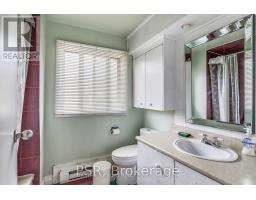 Bedroom 3 - 64 - 6780 Formentera Avenue, Mississauga, ON L5N2L1 Photo 6