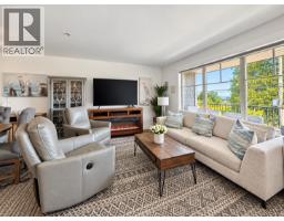 202 414 Gower Point Road, Gibsons, BC V0N1V5 Photo 8