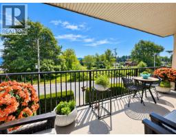 202 414 Gower Point Road, Gibsons, BC V0N1V5 Photo 14