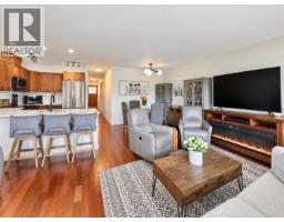 202 414 Gower Point Road, Gibsons, BC V0N1V5 Photo 12