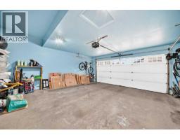 127, 100 Coopers Common Sw, Airdrie, AB T4B3C7 Photo 32