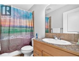 127, 100 Coopers Common Sw, Airdrie, AB T4B3C7 Photo 23