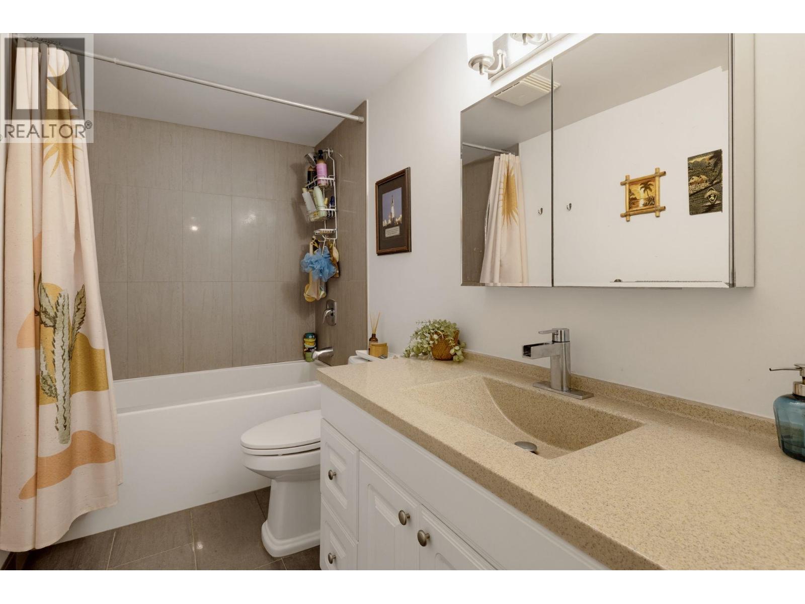 214 2336 WALL STREET, Vancouver - Image 1
