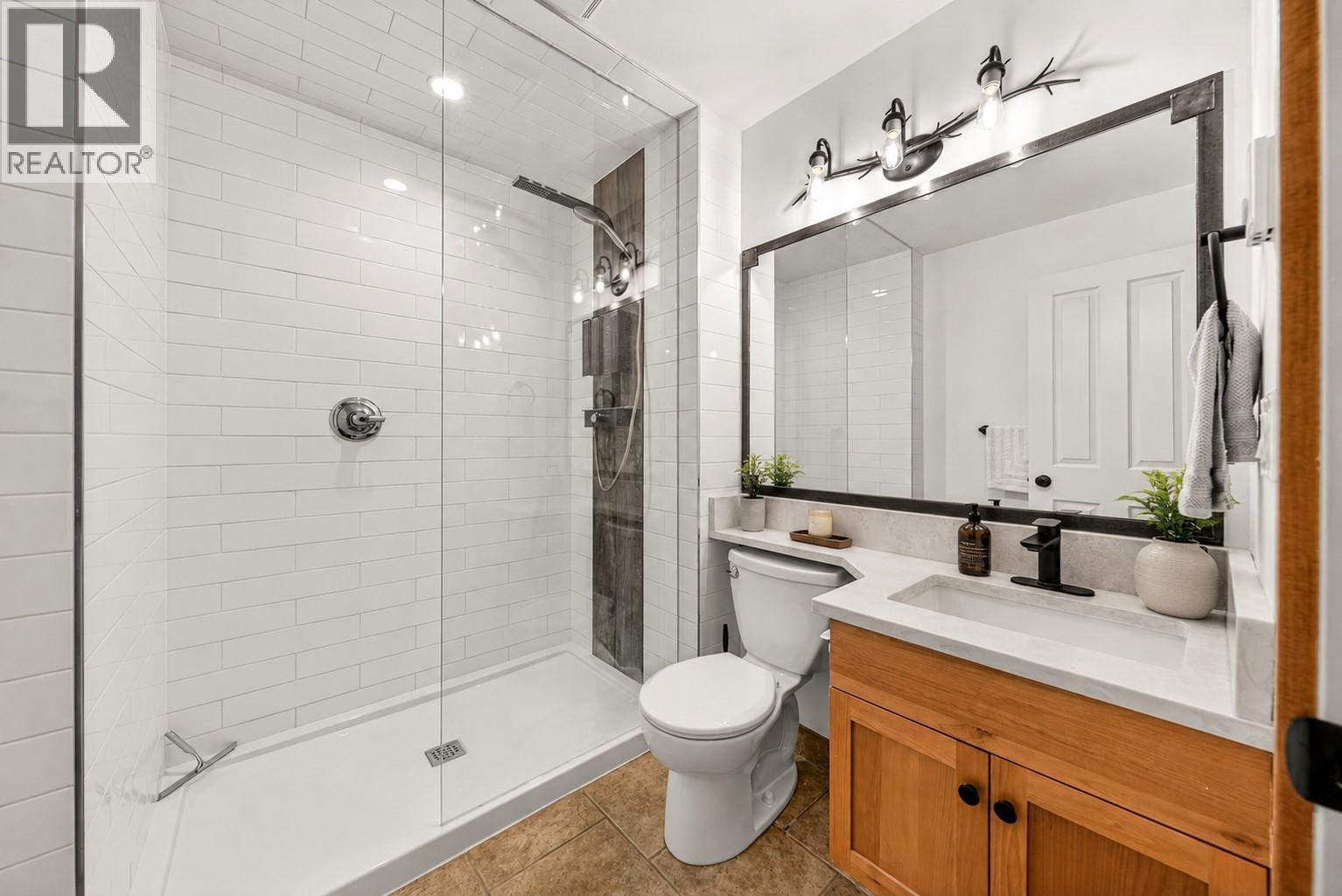 644 4559 TIMBERLINE Crescent, Fernie - Image 1