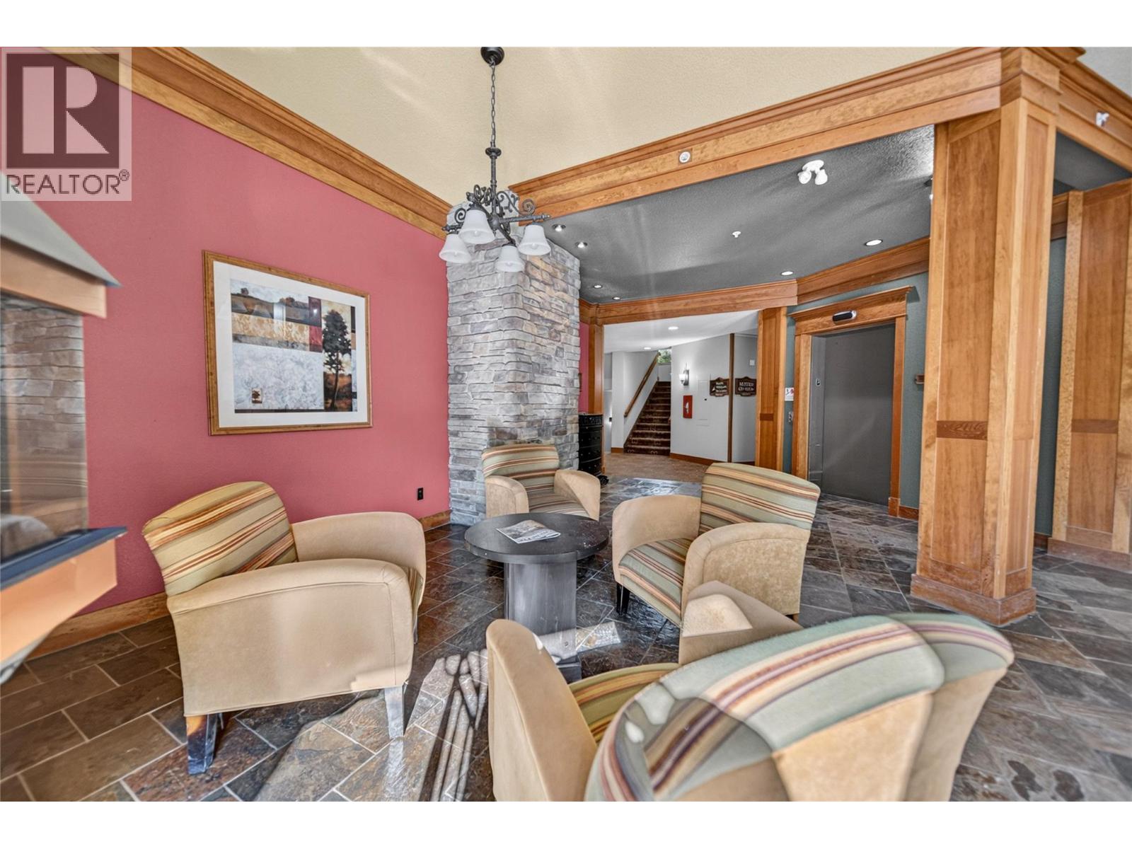 644 4559 TIMBERLINE Crescent, Fernie - Image 1