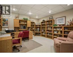 39 Baycrest Court SW - photo 35