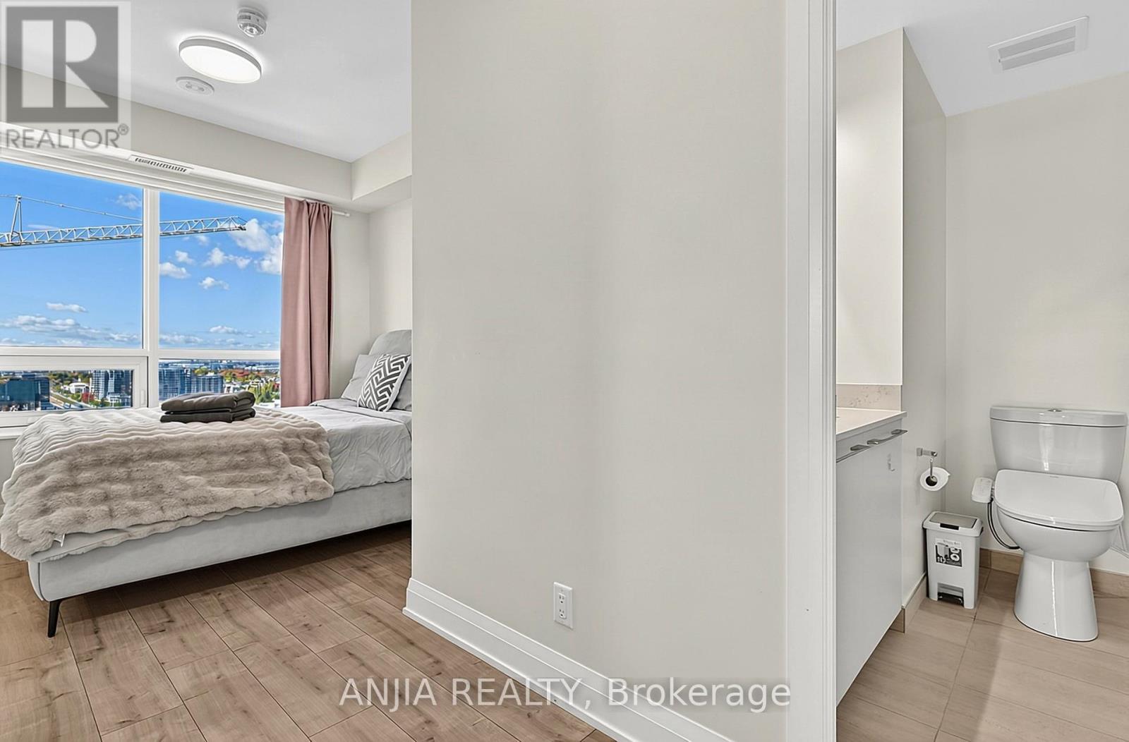 2705- 18 Water Walk Drive, Markham, ON photo 16