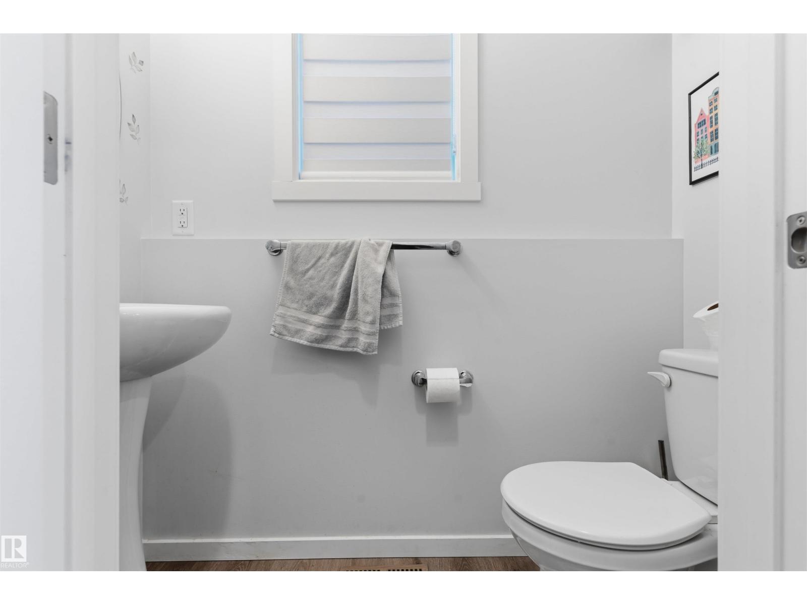 20704 19 AV NW - 13
