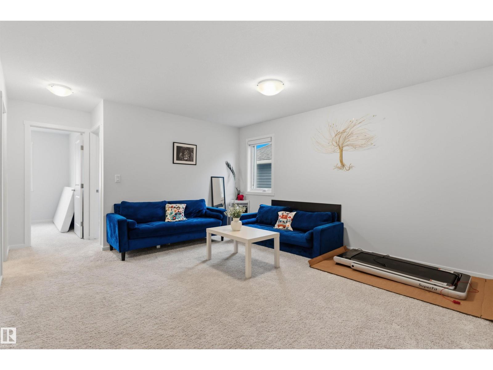 20704 19 AV NW - 17