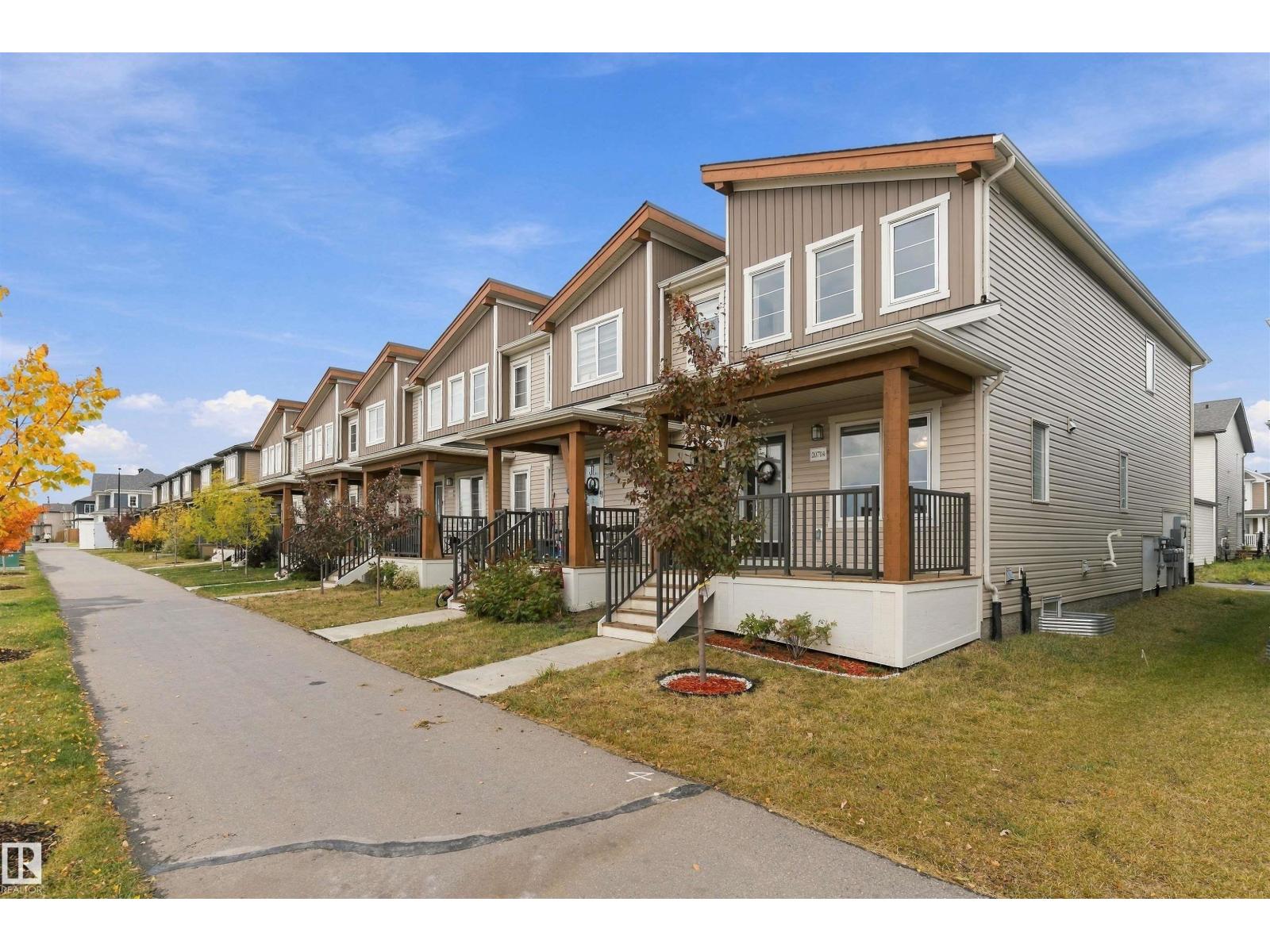 20704 19 AV NW - 2
