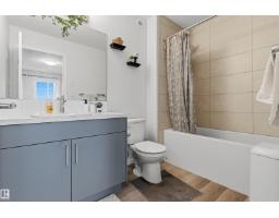 20704 19 Av Nw Nw, Edmonton, AB T6M1R5 Photo 20