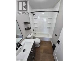 4931 54 Avenue, Taber, AB T1G1H5 Photo 12