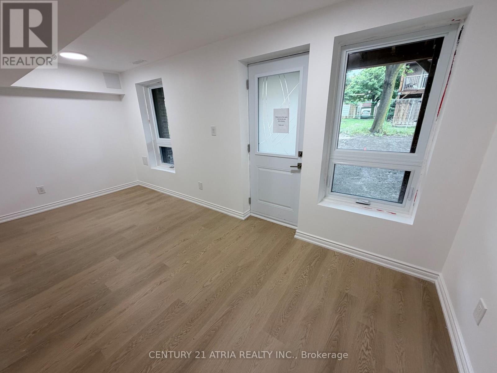 11 Plaisance Road — photo 17
