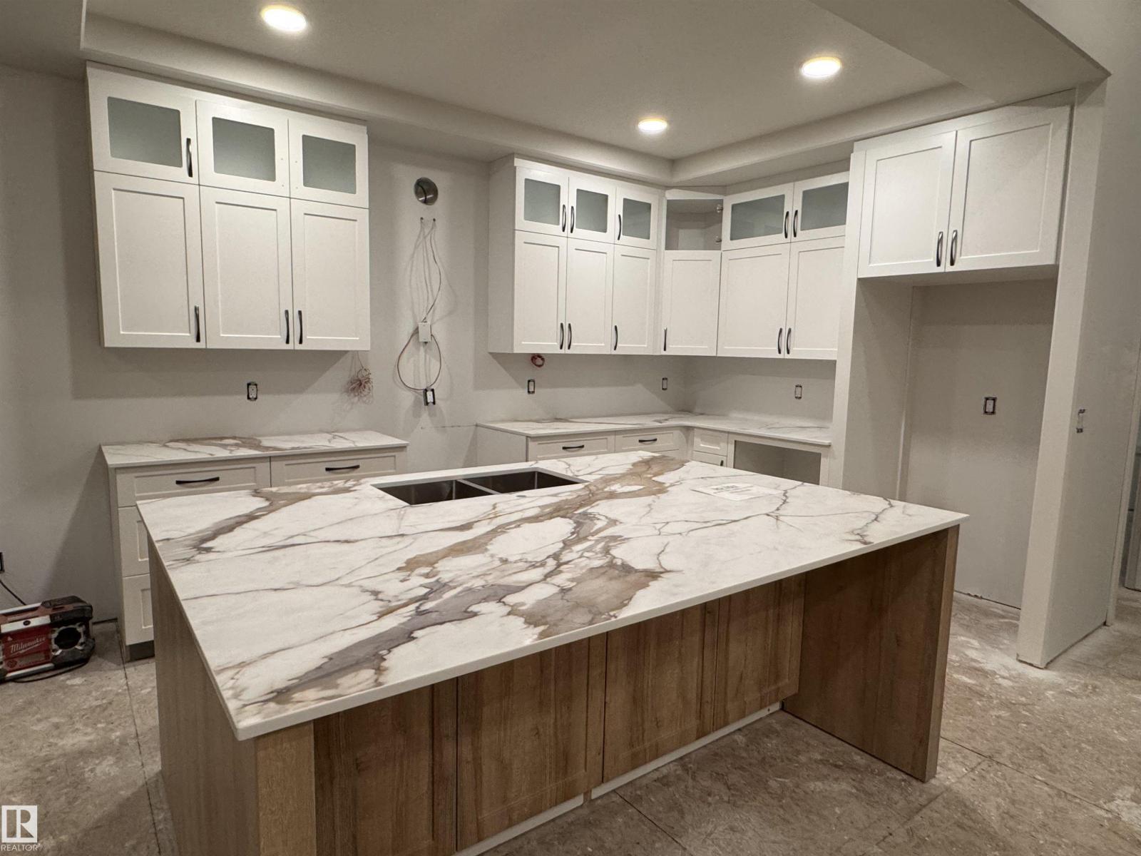 153 Houle Drive, photo 9
