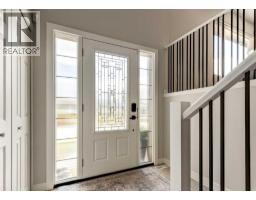 176 Mapleburn Drive SE - photo 2