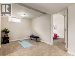176 Mapleburn Drive SE - photo 34