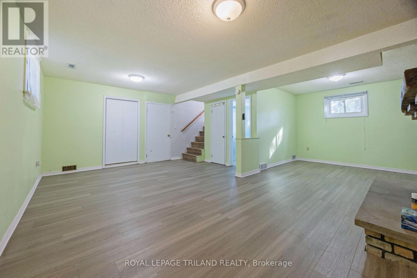 15 Confederation Drive — photo 22