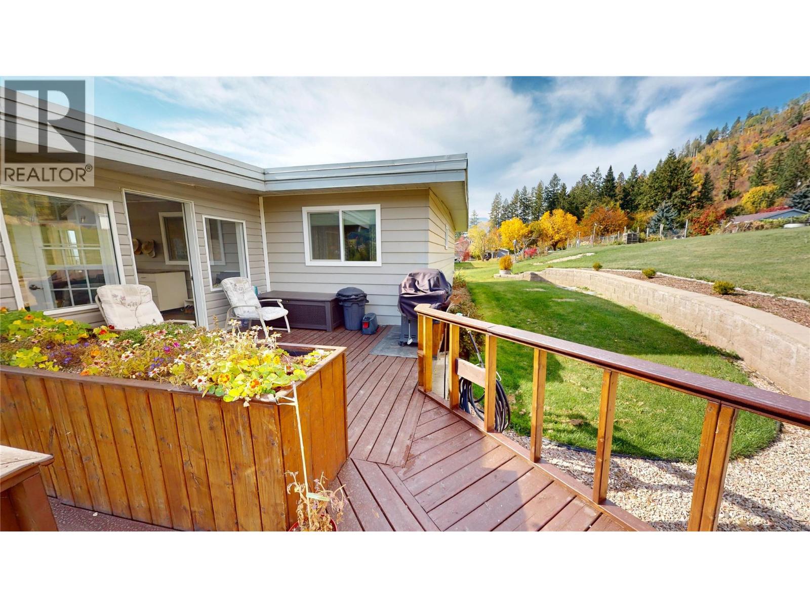 1030 MONROSE Road, Creston - Image 1