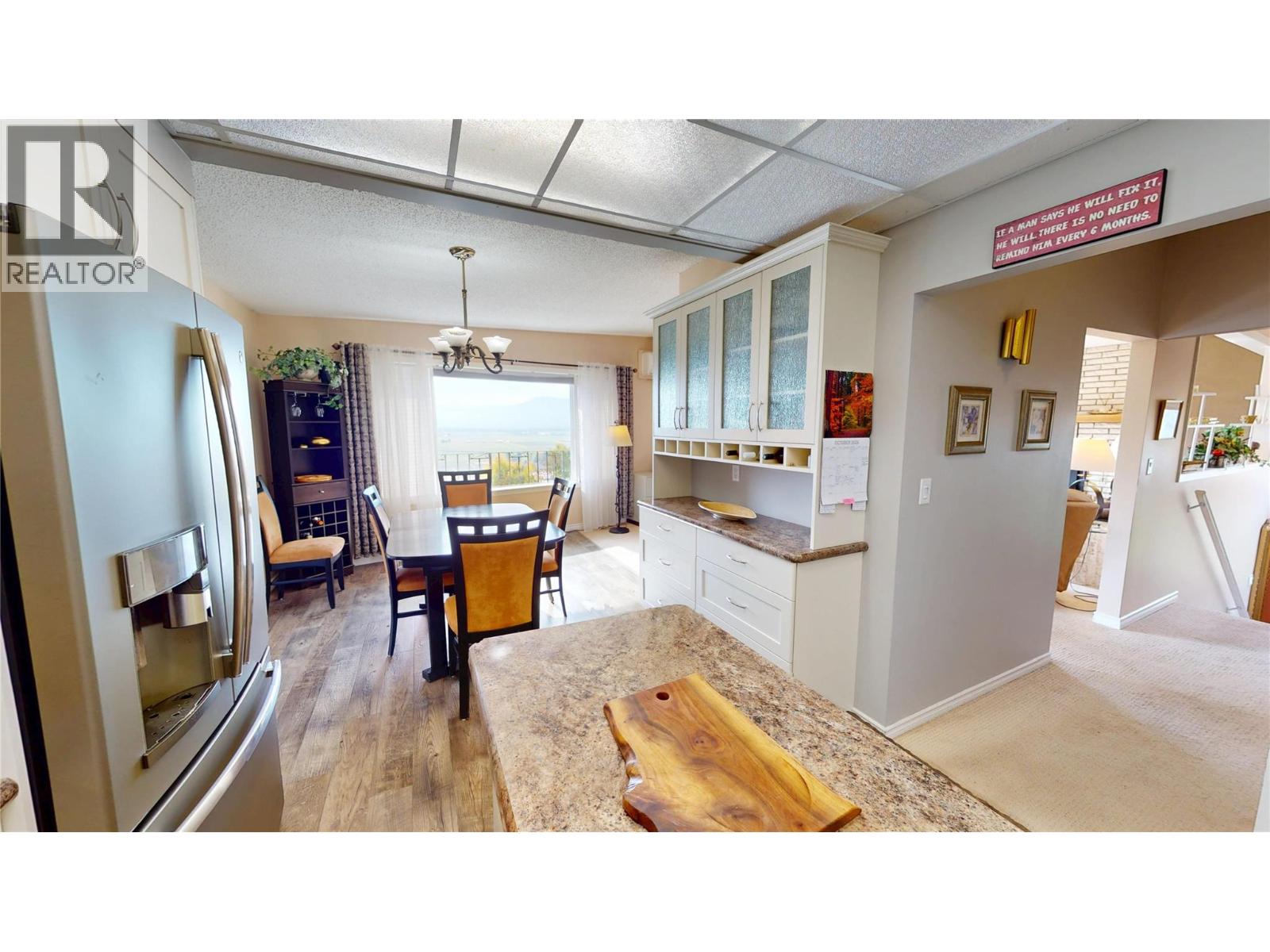 1030 MONROSE Road, Creston - Image 1