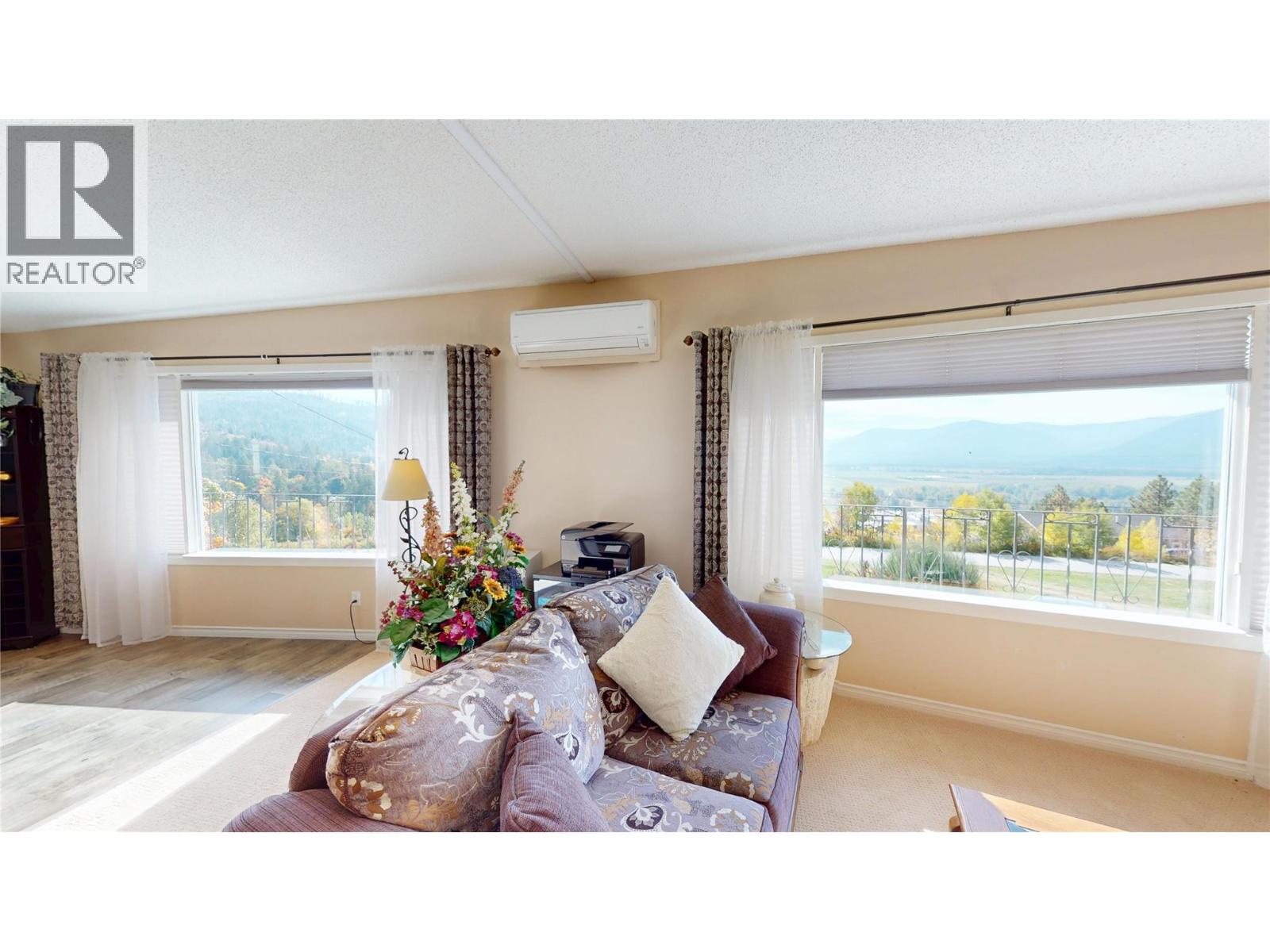 1030 MONROSE Road - 18