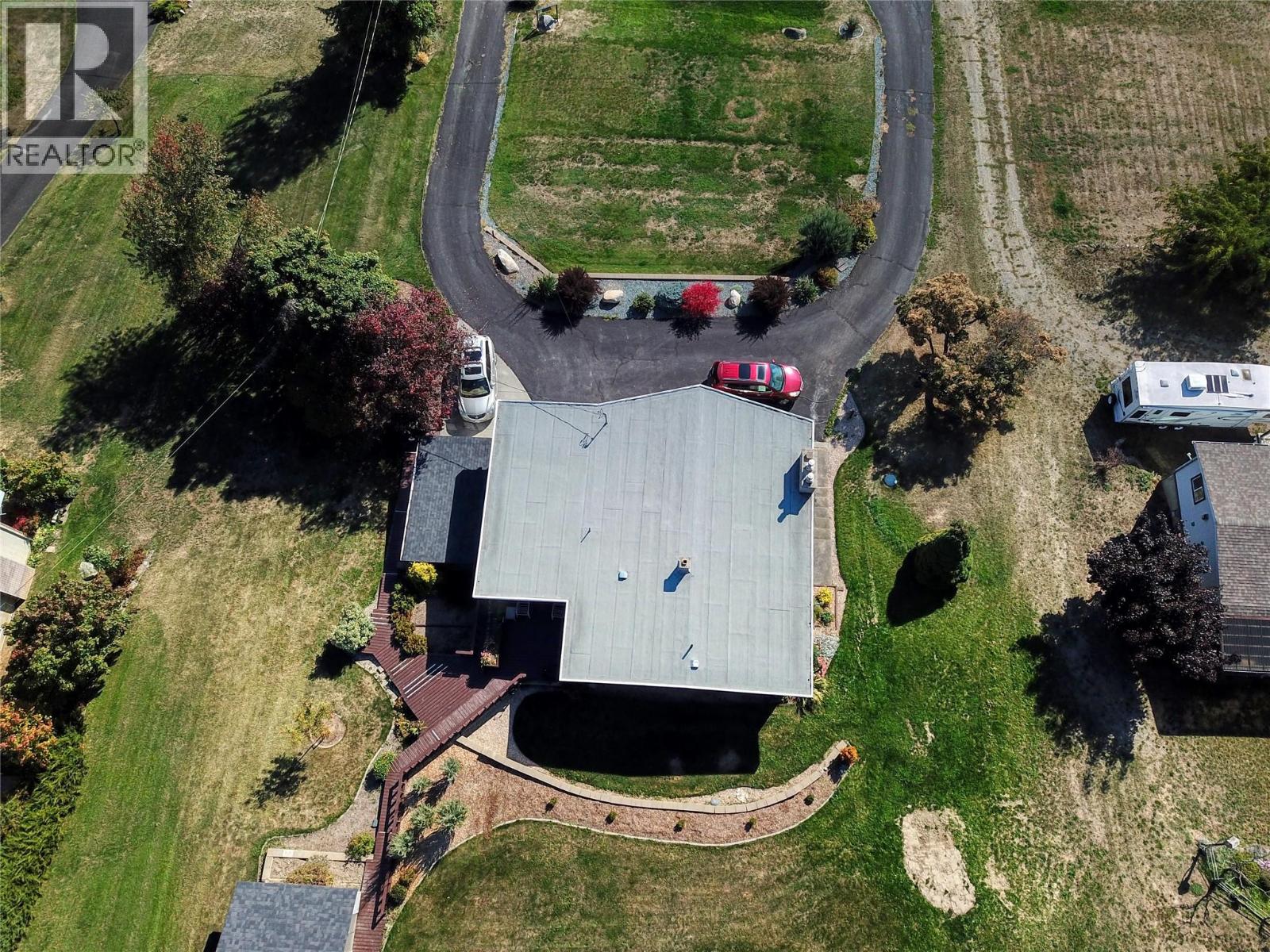 1030 MONROSE Road, Creston - Image 1