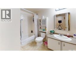 103 309a Cree Crescent, Saskatoon, SK S7K7Y3 Photo 12