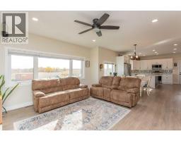 4pc Bathroom - 29009 Township Road 350, Rural Red Deer County, AB T4G0M6 Photo 8