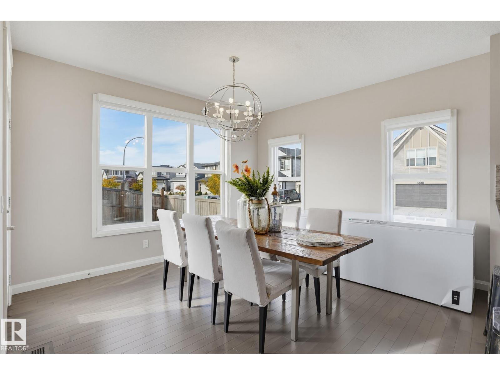 9448 228 ST NW - 11