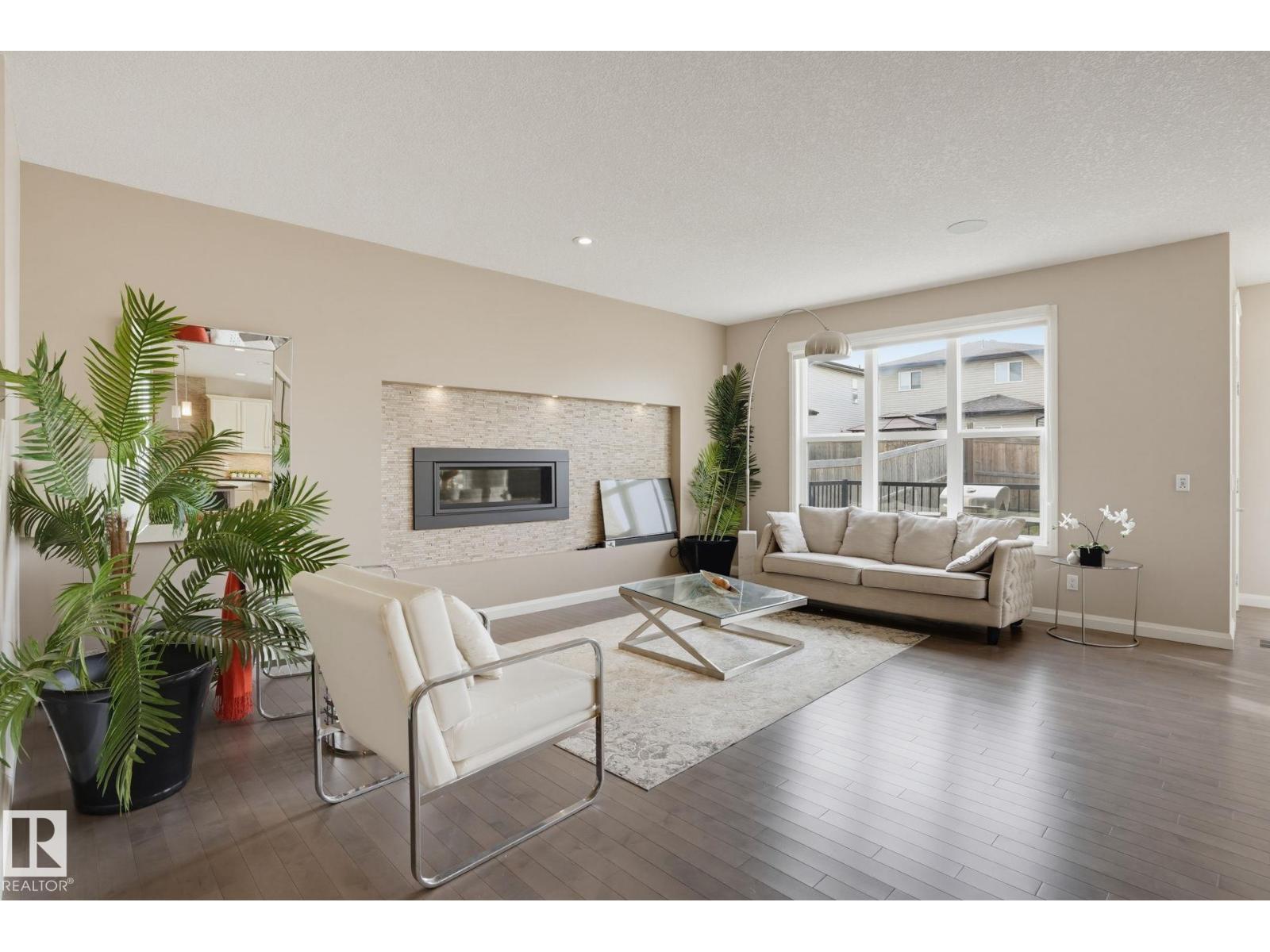 9448 228 ST NW - 12